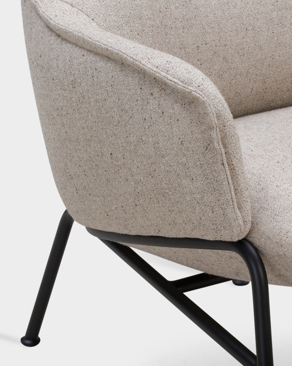 Aloe High Back Lounge Chair - Cloud-Agata 08