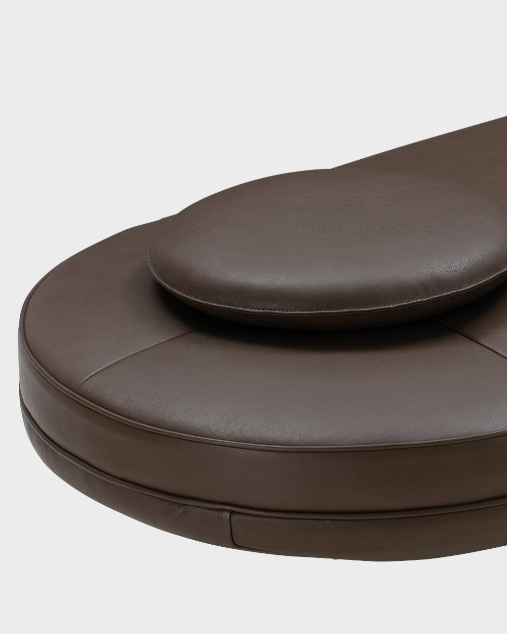 Canoe Daybed - Marrone Parma Leather