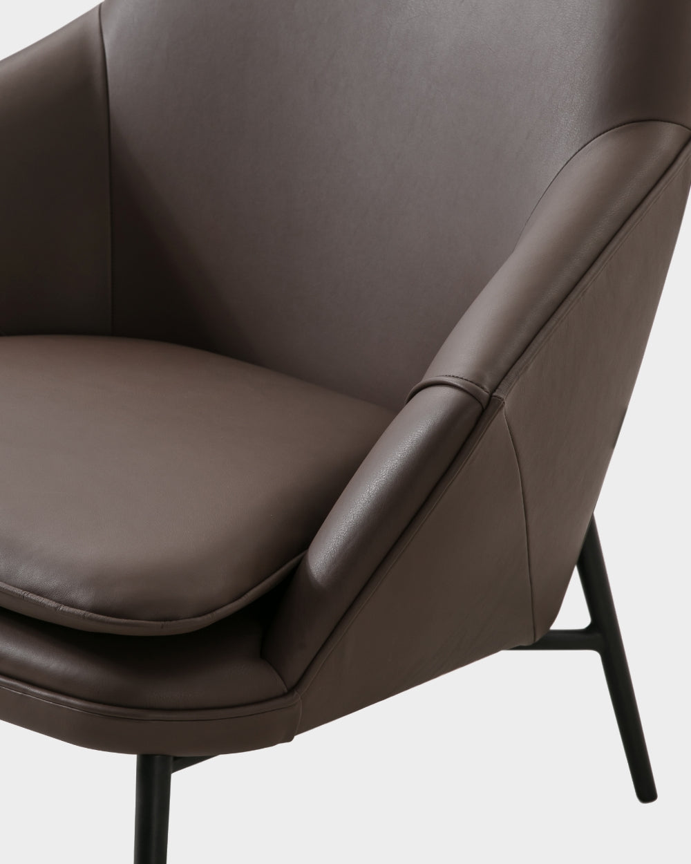 Hug Lounge Chair - Marrone Parma Leather