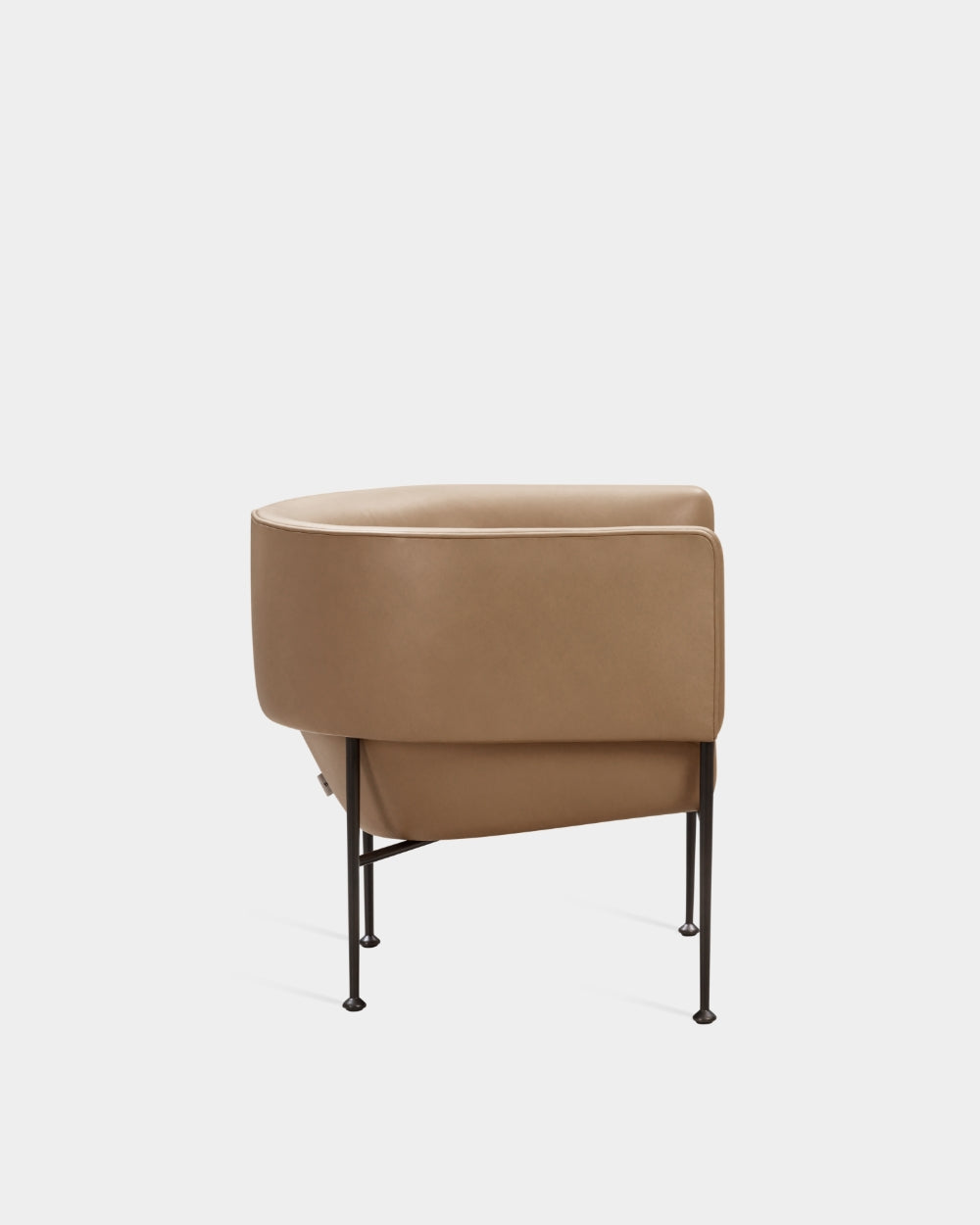 Collar Medium Lounge Chair - Macchiato Parma Leather
